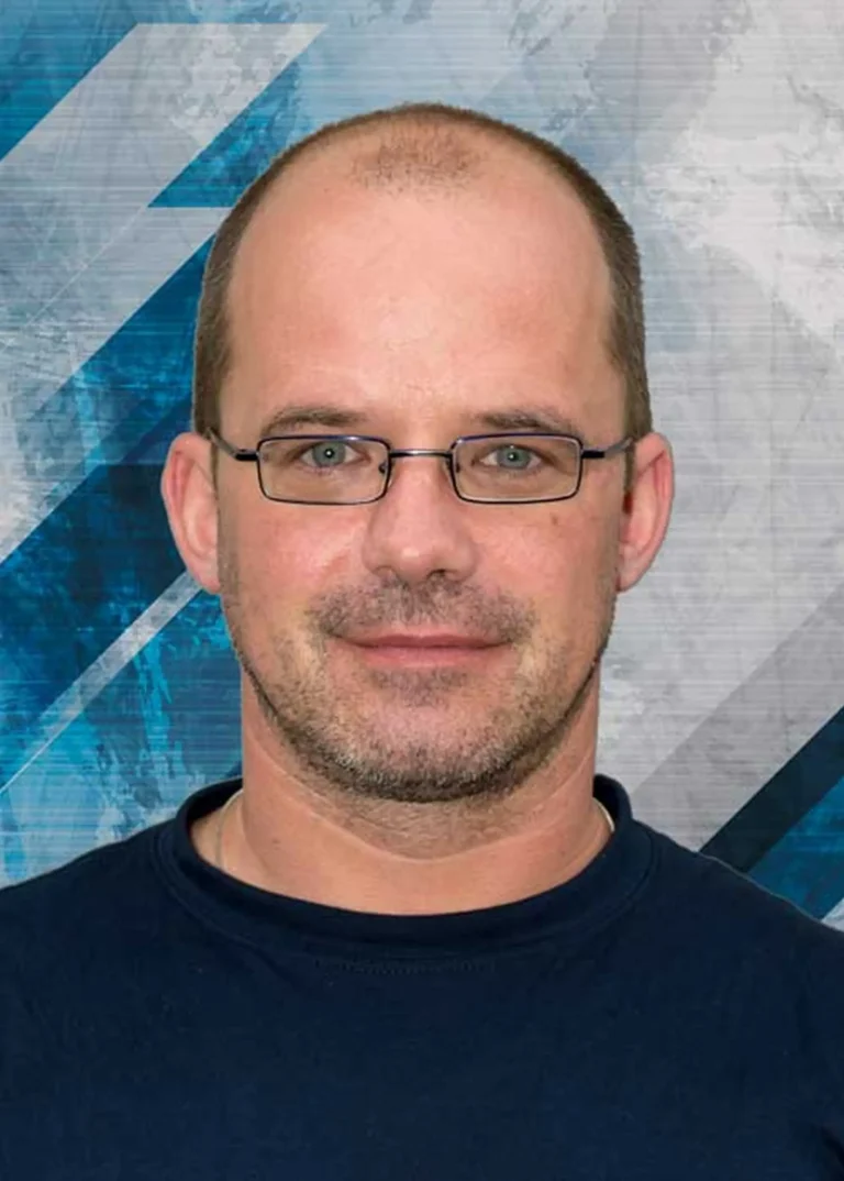 Portraitfoto von Mitarbeiter Michael Huber